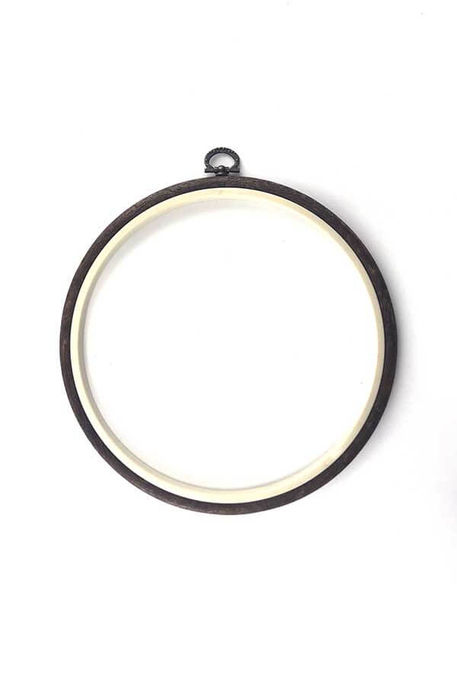  - EMBROIDERY HOOP ROUND PLASTIC NO: 4