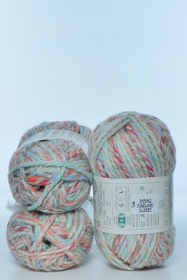  - İHRAÇ FAZLASI ÖRGÜ İPİ 300-400 Gr(3 Yumak) V-3557